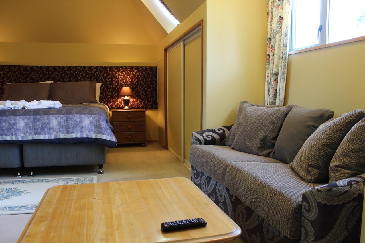Shamrock Garden B&B Airport Christchurch Buitenkant foto
